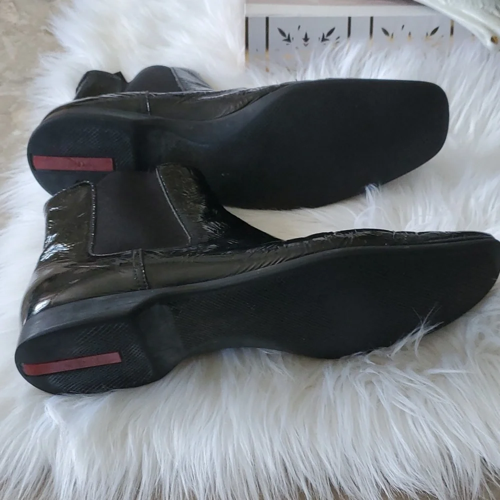 Prada patent leather slipon ankle shoes size 9 - Picture 16 of 17